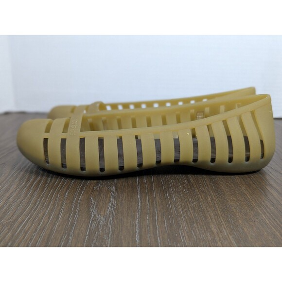 Crocs Adrina II Closed Toe Slip On Ballet Flats Shoes Womens 7 Olive Green Logo - Picture 2 of 13